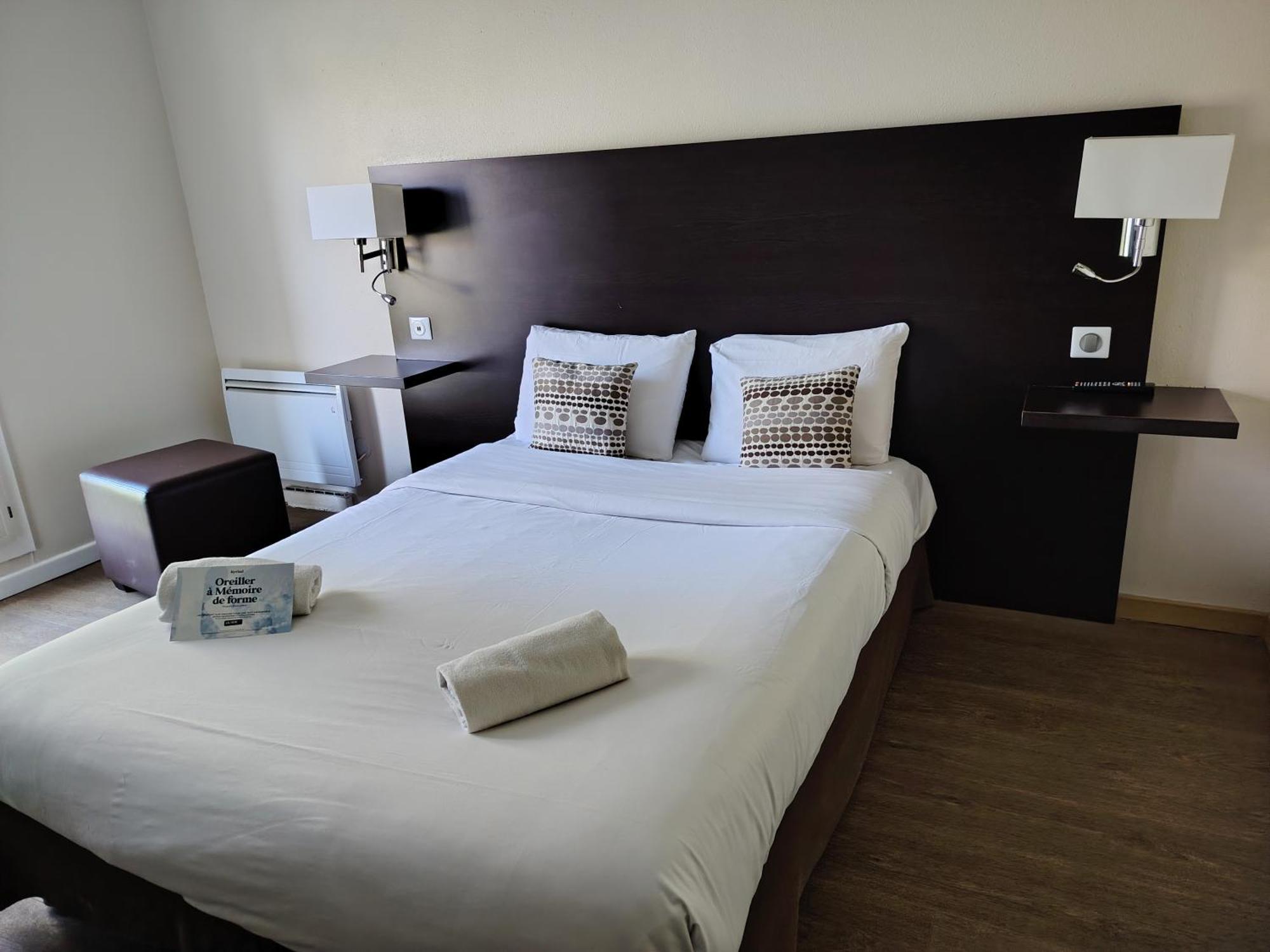 กีริอ๊าด ล็อง Hotel ภายนอก รูปภาพ
