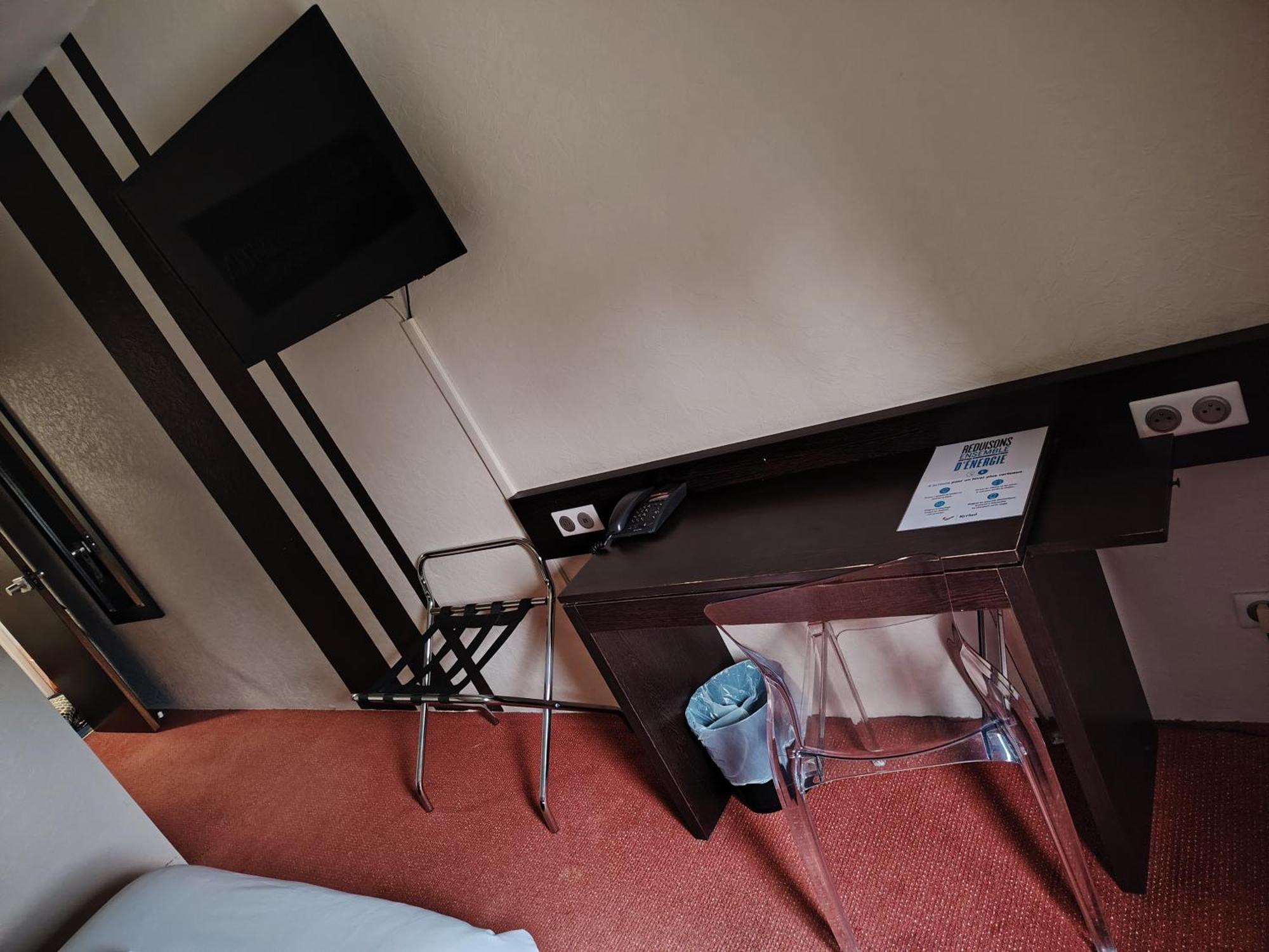 กีริอ๊าด ล็อง Hotel ภายนอก รูปภาพ